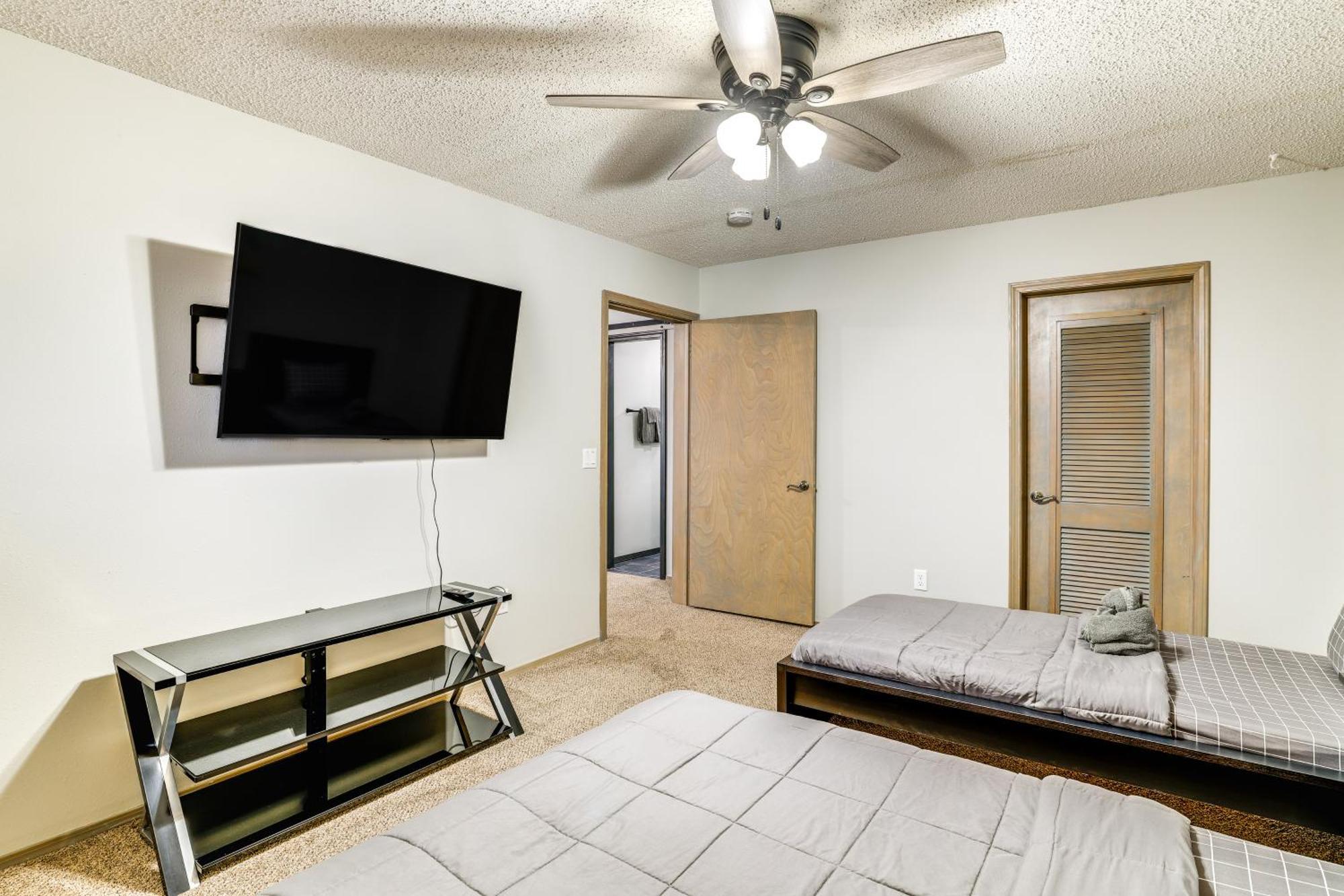 Spacious Holiday Island Escape With Deck And Gas Grill מראה חיצוני תמונה