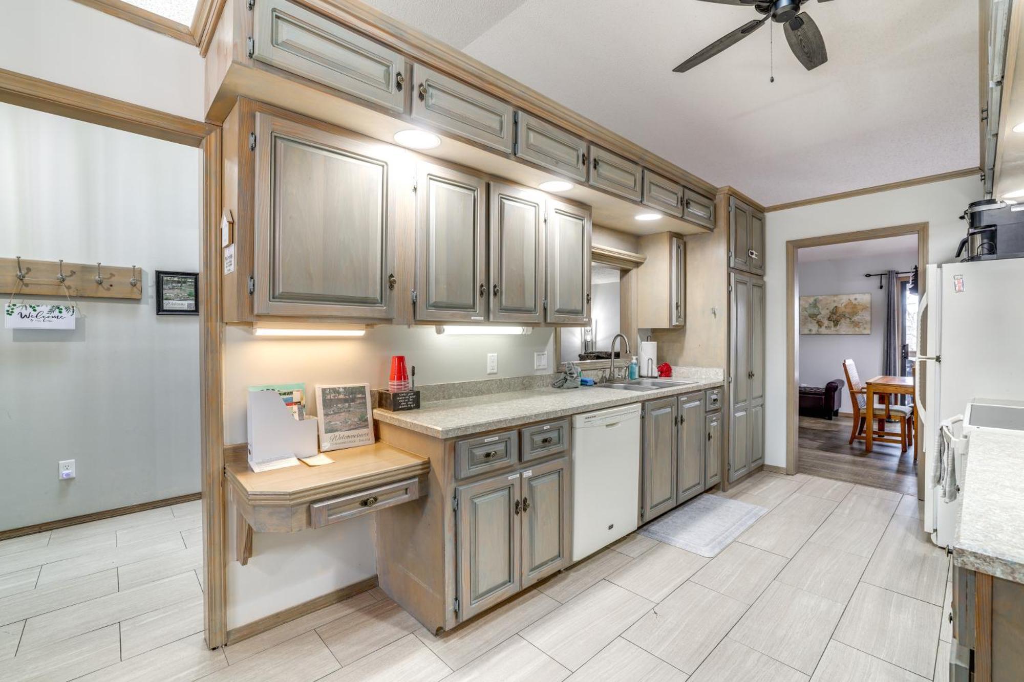 Spacious Holiday Island Escape With Deck And Gas Grill מראה חיצוני תמונה